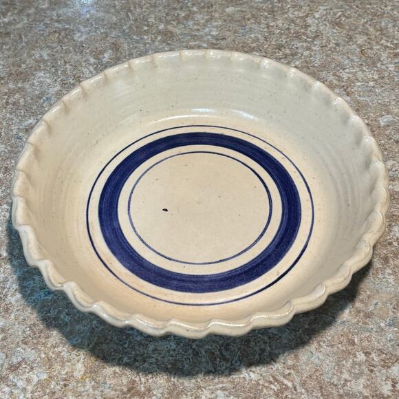 Nettlebed Pottery String Prairie Texas Ruffle Edge Holiday 11" inch Pie Plate - Picture 4 of 11